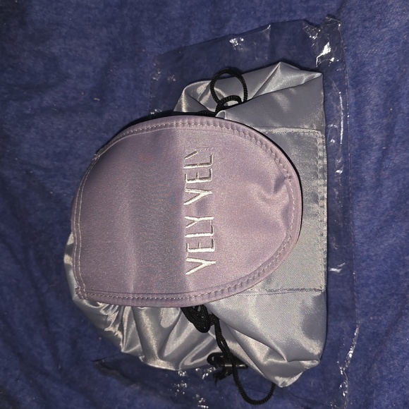 Vely Vely Cosmetics Pouch - Picture 3 of 3